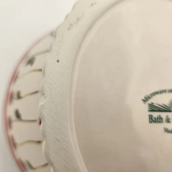 Bath & Body Works Roses Chocolates Hearts 6 1/2" Planter Bowl Unique Gift Idea - Picture 10 of 10